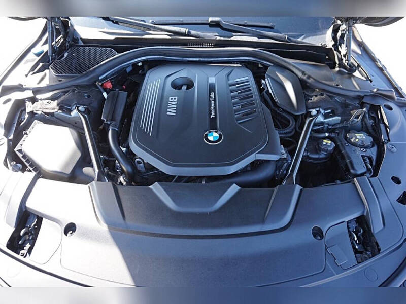 2017 BMW 7 Series 740i