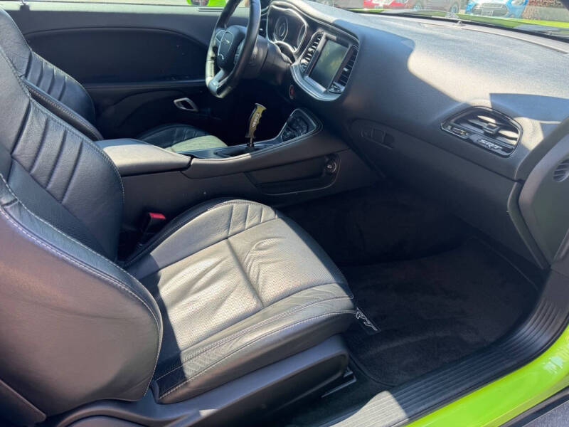2015 Dodge Challenger SRT 392