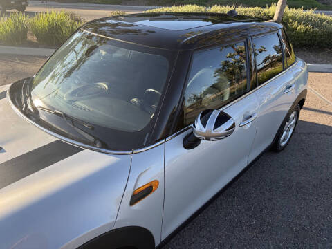 2016 MINI Hardtop 4 Door Cooper