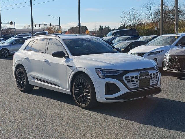 2024 Audi Q8 e-tron quattro Prestige