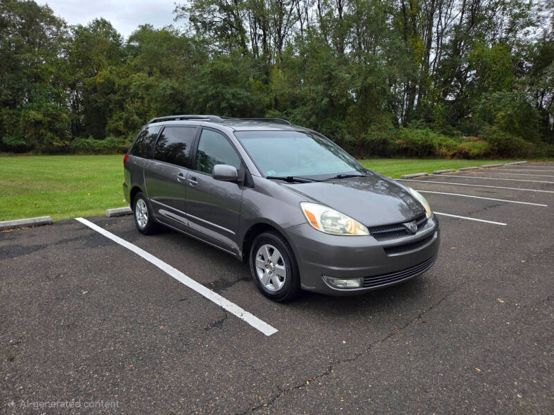 2005 Toyota Sienna