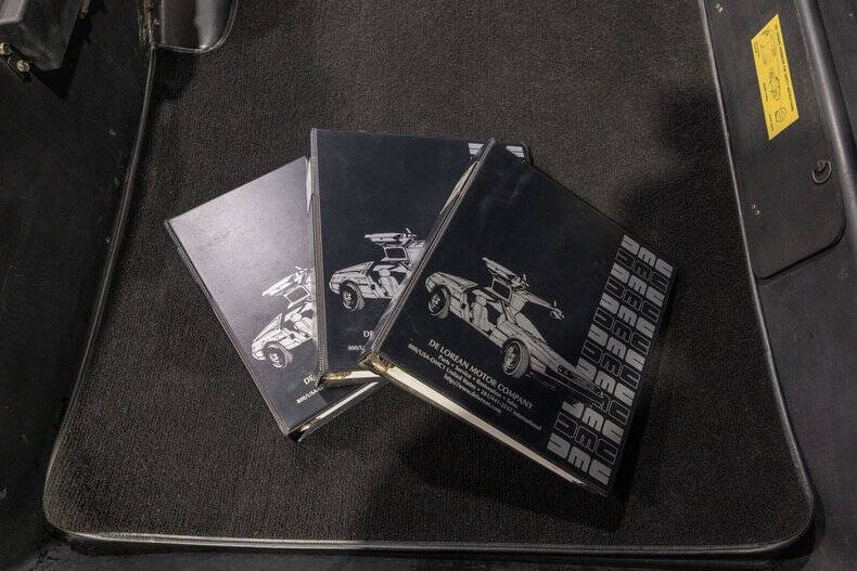 1981 DeLorean DMC-12