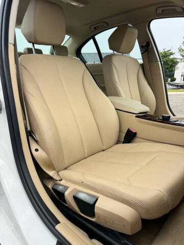 2014 BMW 3 Series 320i