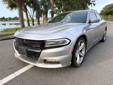 2017 Dodge Charger R/T