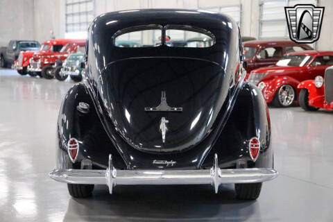1939 Lincoln Zephyr