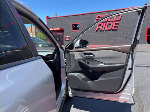 2022 Nissan Rogue SV