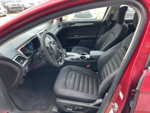 2013 Ford Fusion SE