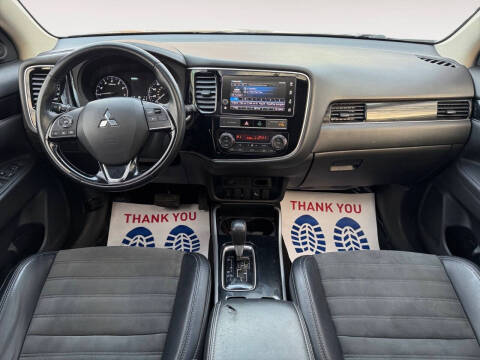 2019 Mitsubishi Outlander SE