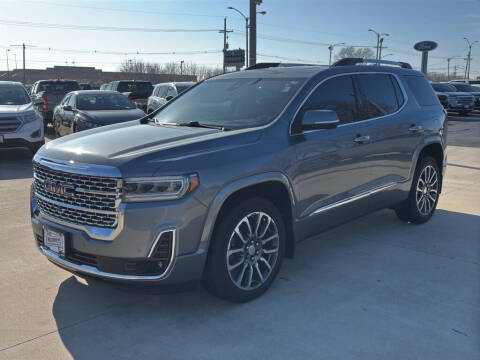 2022 GMC Acadia Denali