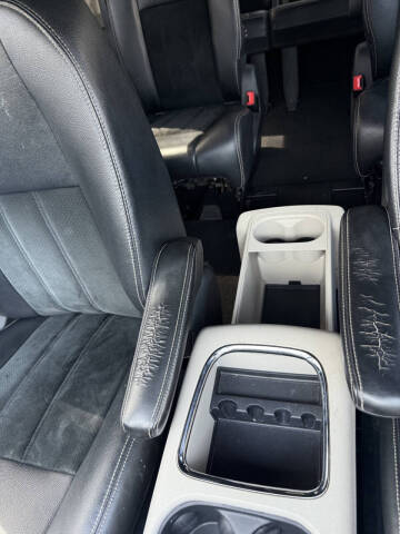 2015 Dodge Grand Caravan SXT Plus