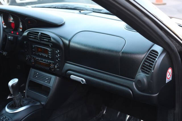 2003 Porsche 911