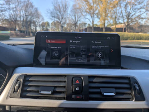 2012 BMW 3 Series 328i