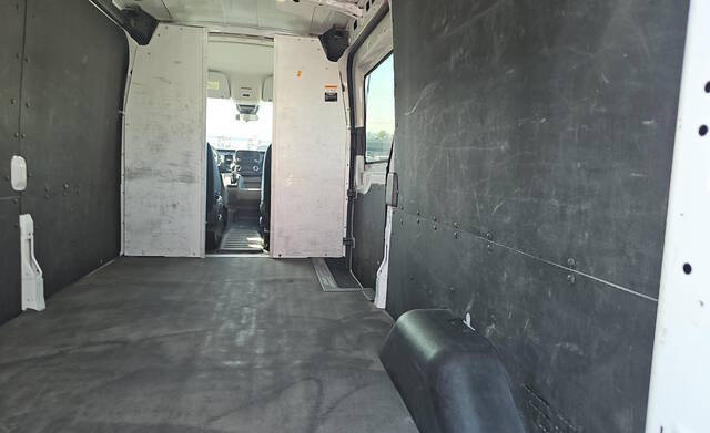 2024 Ford Transit 250