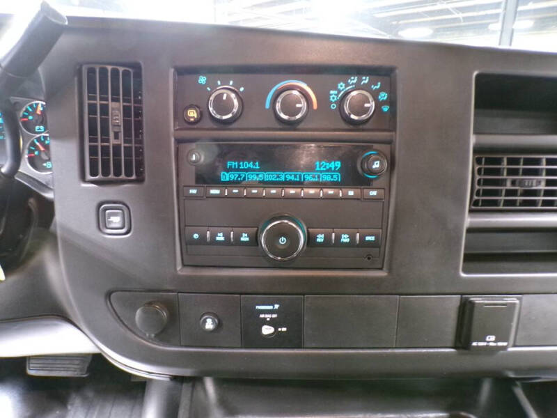 2017 Chevrolet Express 2500