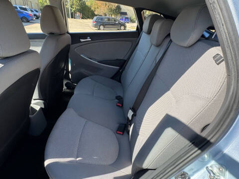 2012 Hyundai Accent GS