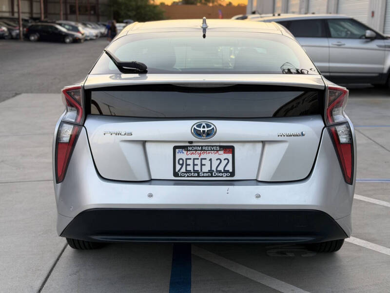 2018 Toyota Prius Two
