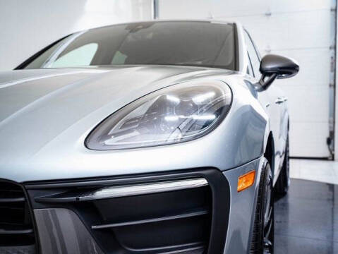 2026 Porsche Macan T