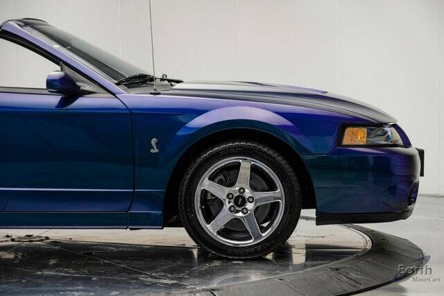 2004 Ford Mustang SVT Cobra