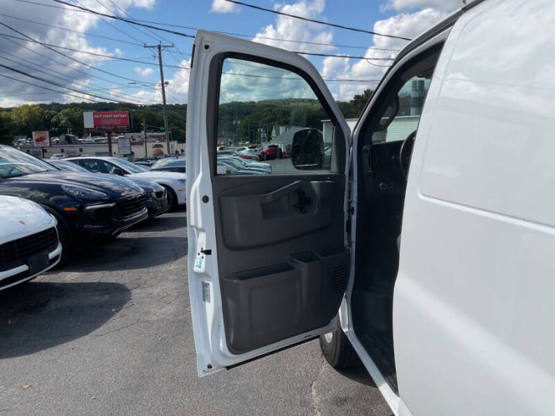 2021 Chevrolet Express 2500