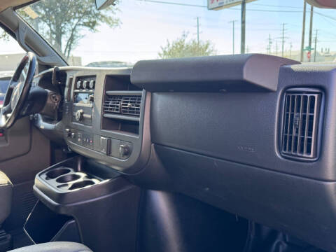 2021 Chevrolet Express 2500