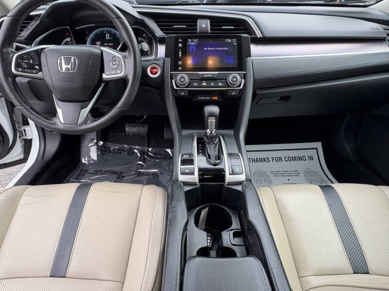 2017 Honda Civic Touring