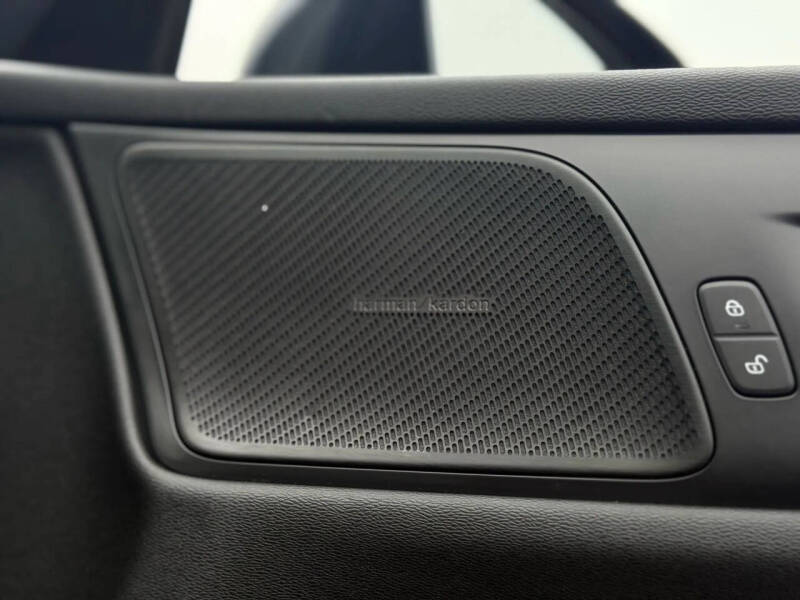 2020 Volvo V60 Cross Country T5