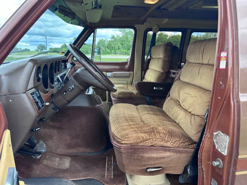 1984 Dodge Ram Van
