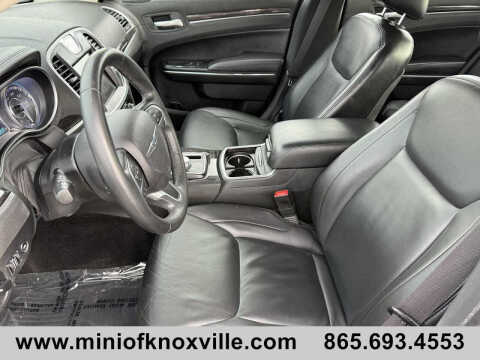 2015 Chrysler 300 Limited