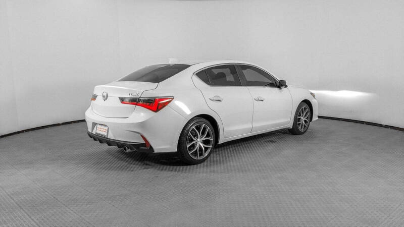 2022 Acura ILX w/Premium