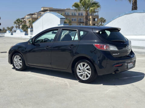 2013 Mazda MAZDA3 i Touring