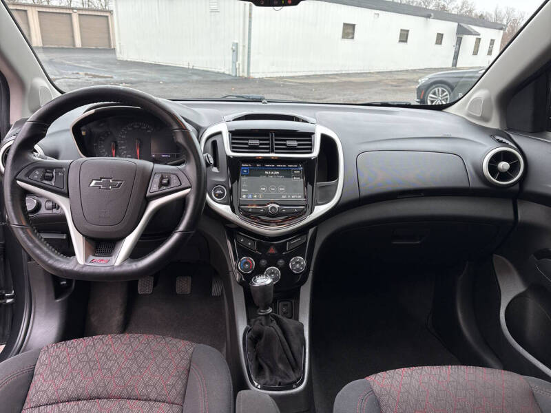2019 Chevrolet Sonic LT Manual