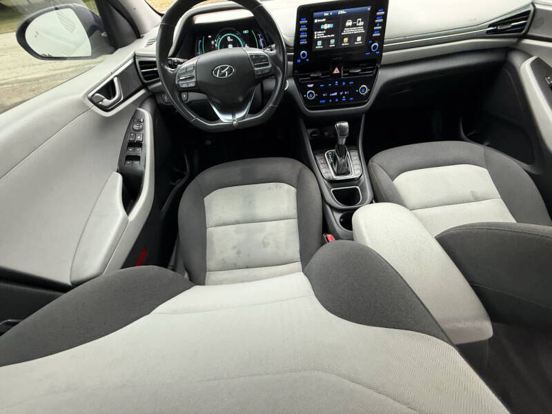 2020 Hyundai Ioniq Hybrid SE