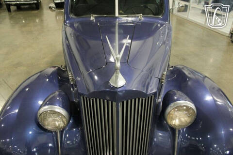 1939 Packard Six