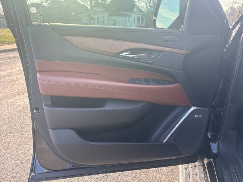 2020 Cadillac Escalade ESV Premium Luxury