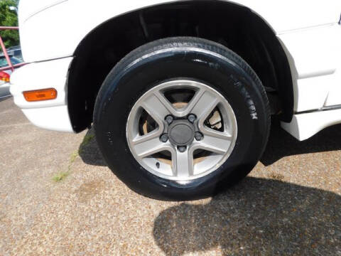 2003 Chevrolet Tracker LT