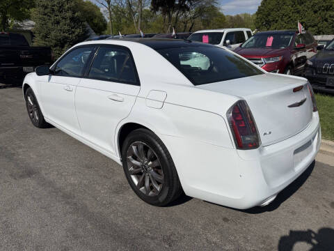 2014 Chrysler 300 S