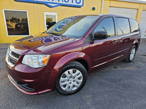 2017 Dodge Grand Caravan for sale at Buy Here Pay Here Lawton.com in Lawton OK