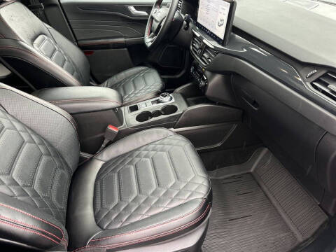 2024 Ford Escape ST-Line Elite