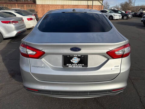 2013 Ford Fusion SE