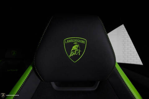 2024 Lamborghini Urus S