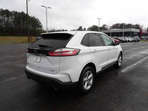2020 Ford Edge SE