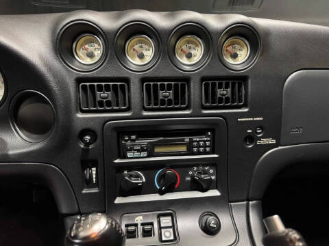 2002 Dodge Viper