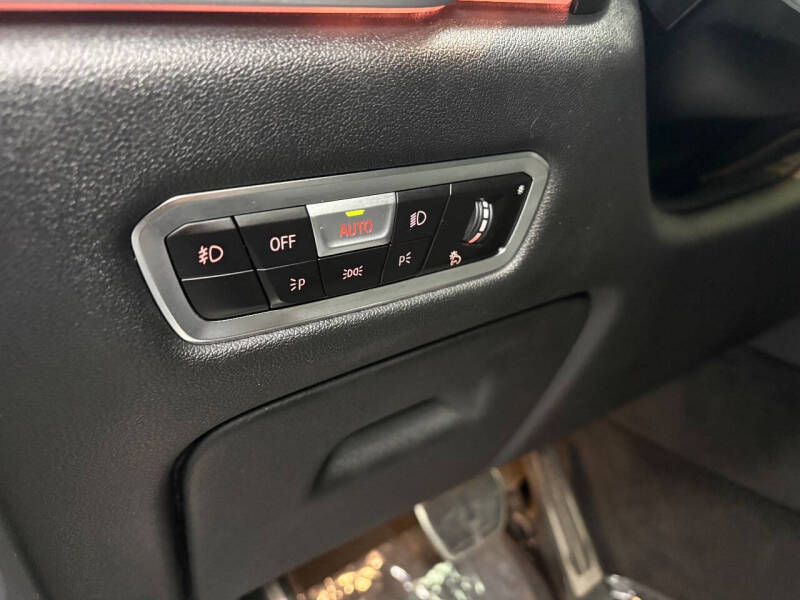 2021 BMW X6 sDrive40i