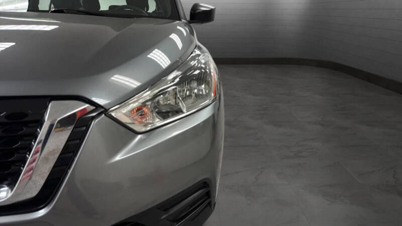 2019 Nissan Kicks S
