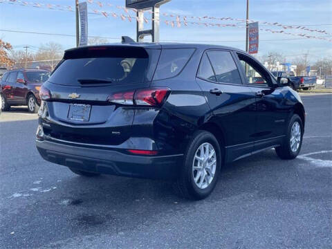 2023 Chevrolet Equinox LS