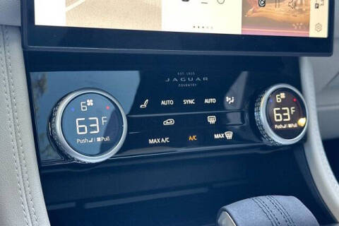 2025 Jaguar F-PACE P400 R-Dynamic S