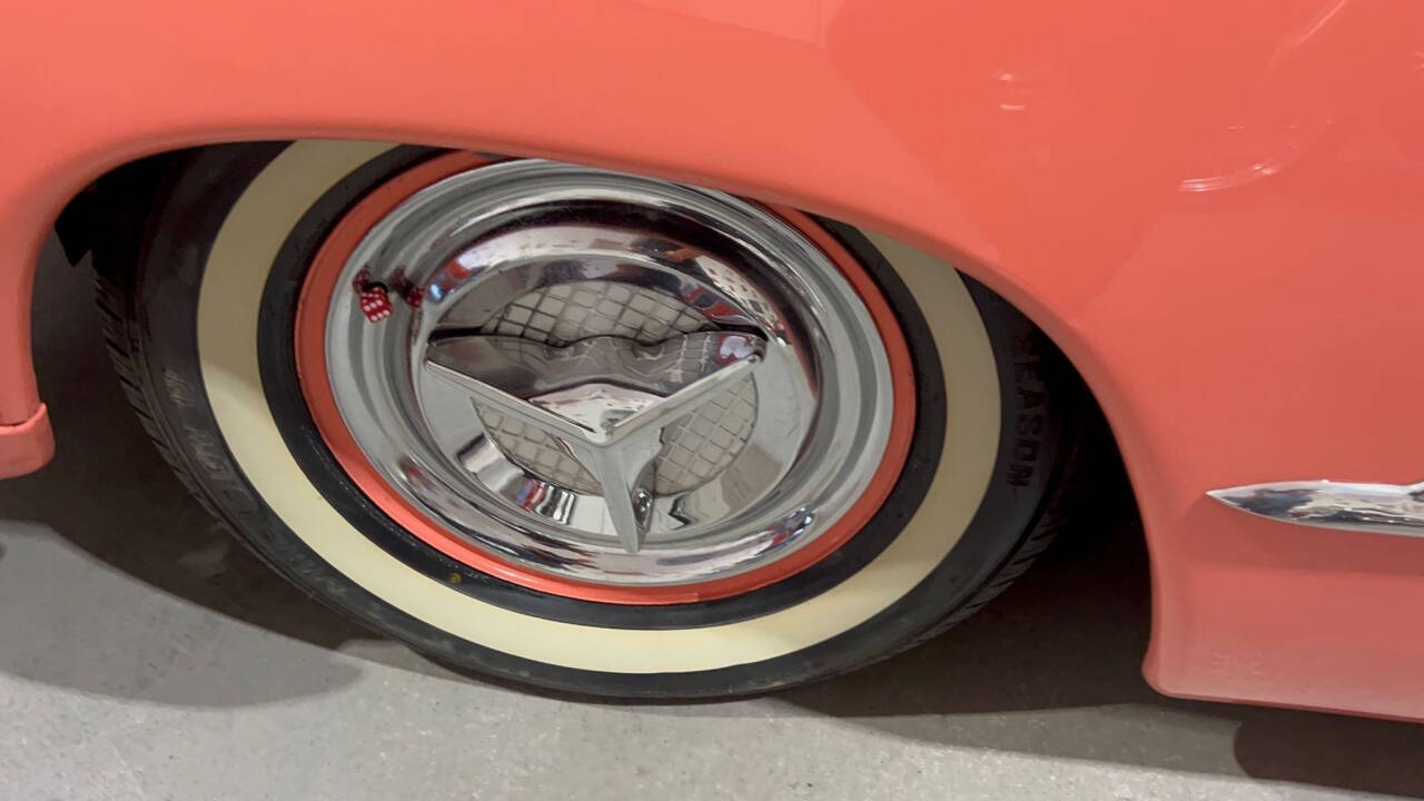 1951 Ford Crown Victoria 48