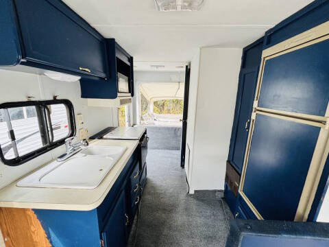 2002 Salem Hybrid 19TL