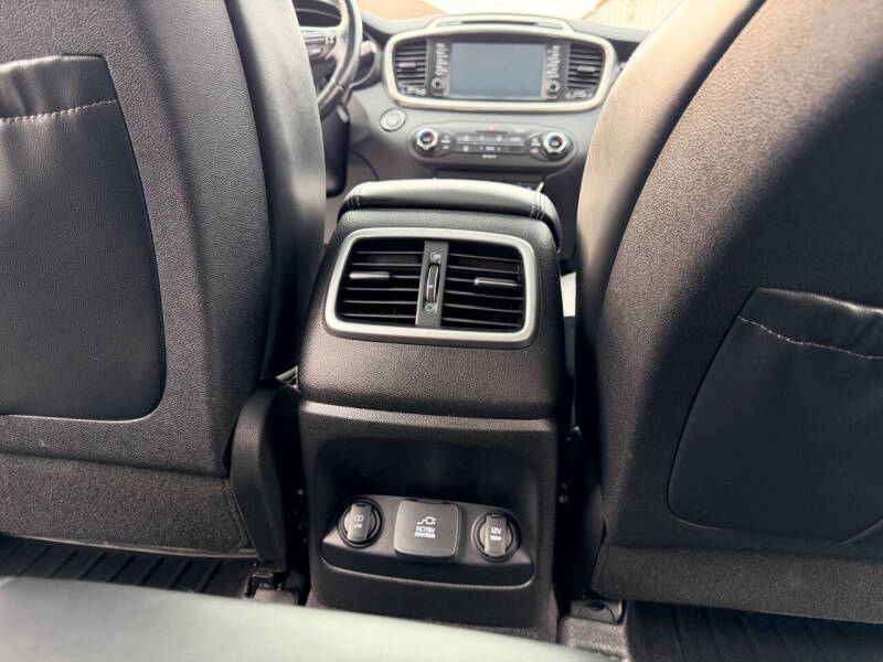 2016 Kia Sorento SX Limited V6