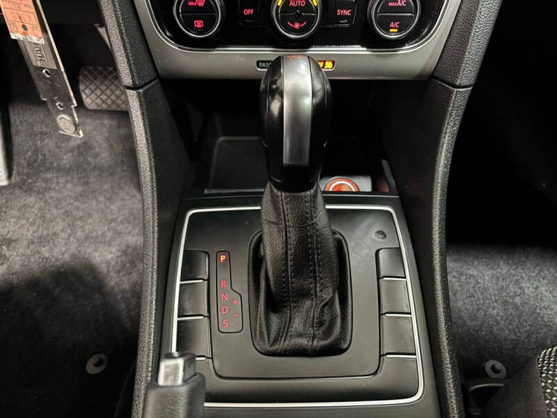 2017 Volkswagen Passat 1.8T S